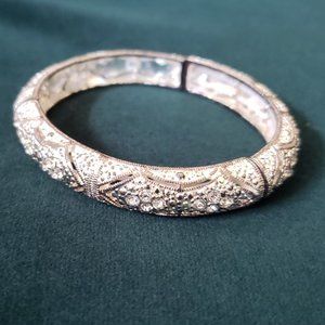 Vintage-inspired Hammered Silver Bracelet with Inset Rhinestones